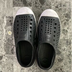 Sketchers water sneakers